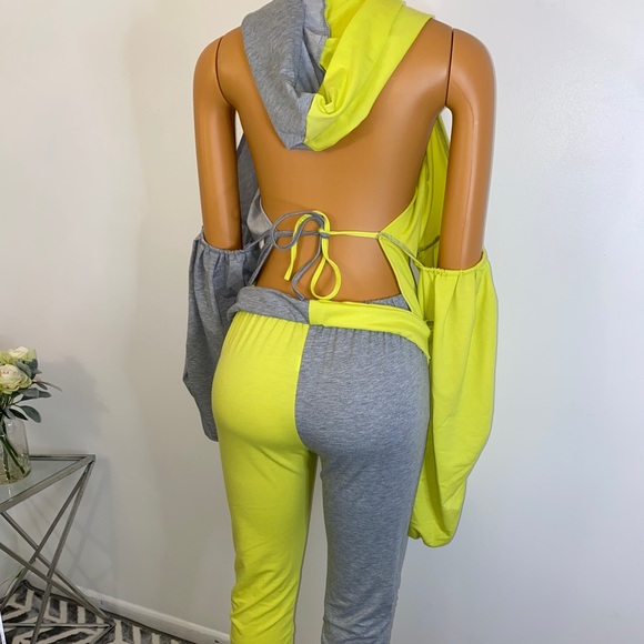 Stylish 2pc Outfit - Picture 5 of 10